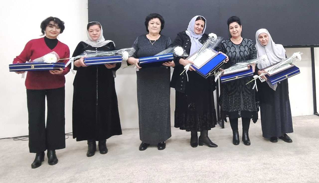 O‘ZBEKISTON RESPUBLIKASI FANLAR AKADEMIYaSI O‘ZBEKISTON RESPUBLIKASI OILA VA XOTIN-QIZLAR QO‘MITASI